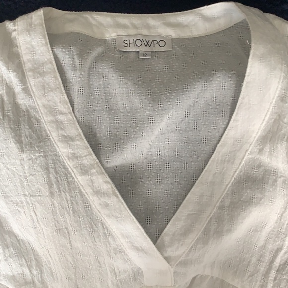 White flowy top - Picture 4 of 4